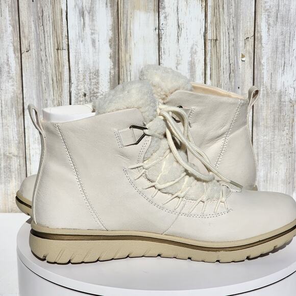 NEW - Cliffs by White Mountain Women's Happiest Lace-Up Booties - Size 9.5 - Picture 6 of 13